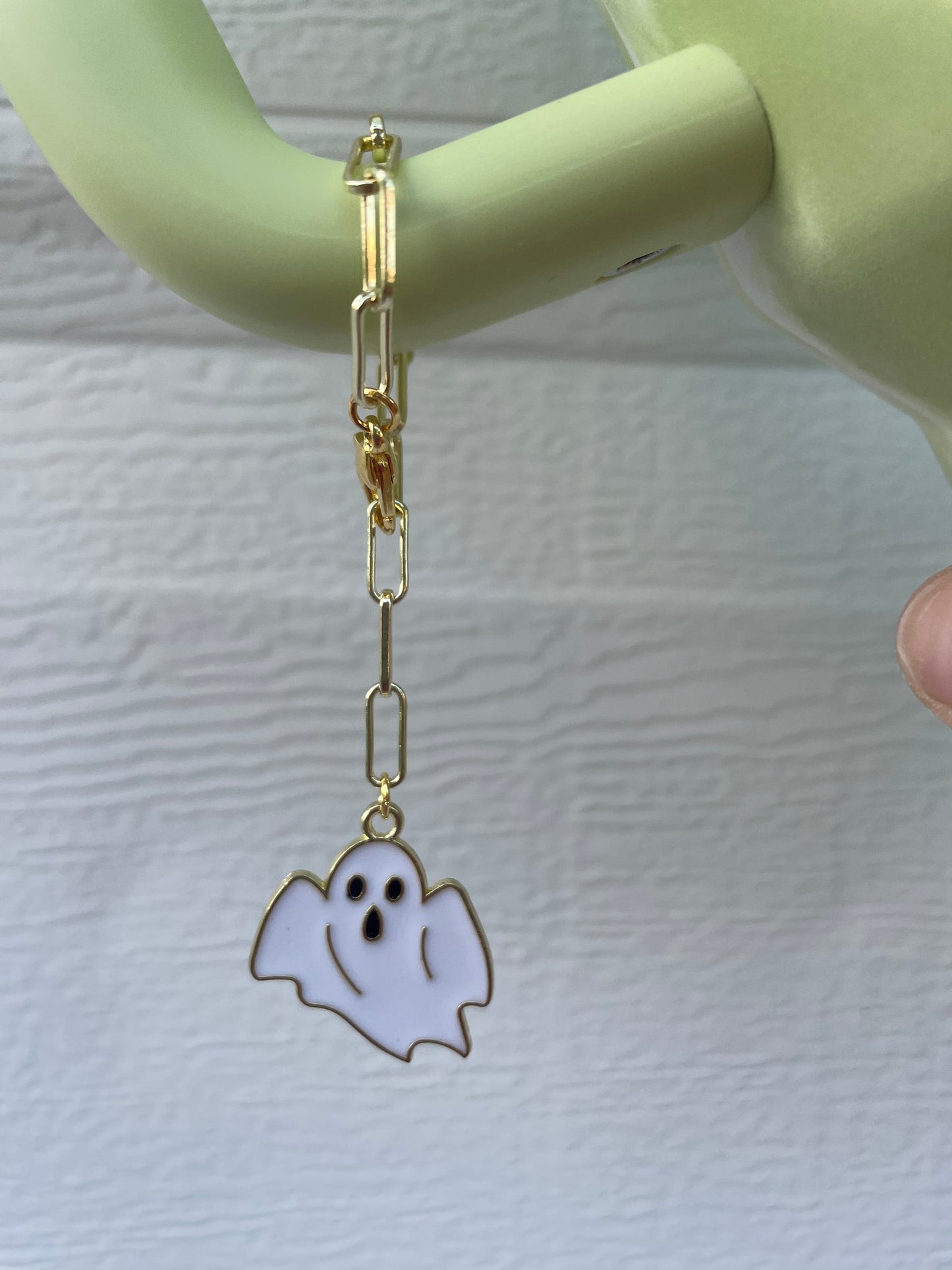 Spooky flying ghost tumbler charm