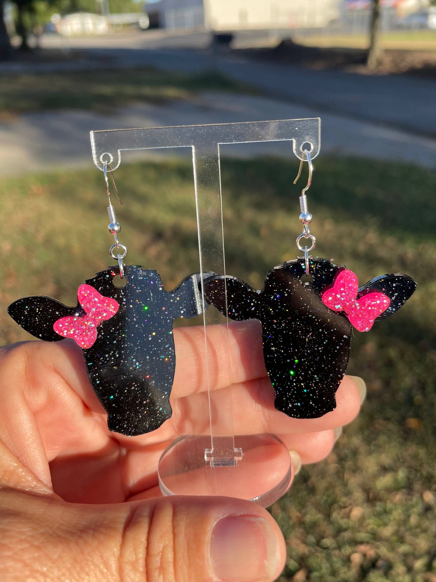 Sparkle Cow Head Earrings With Bow Punchy Western Resin